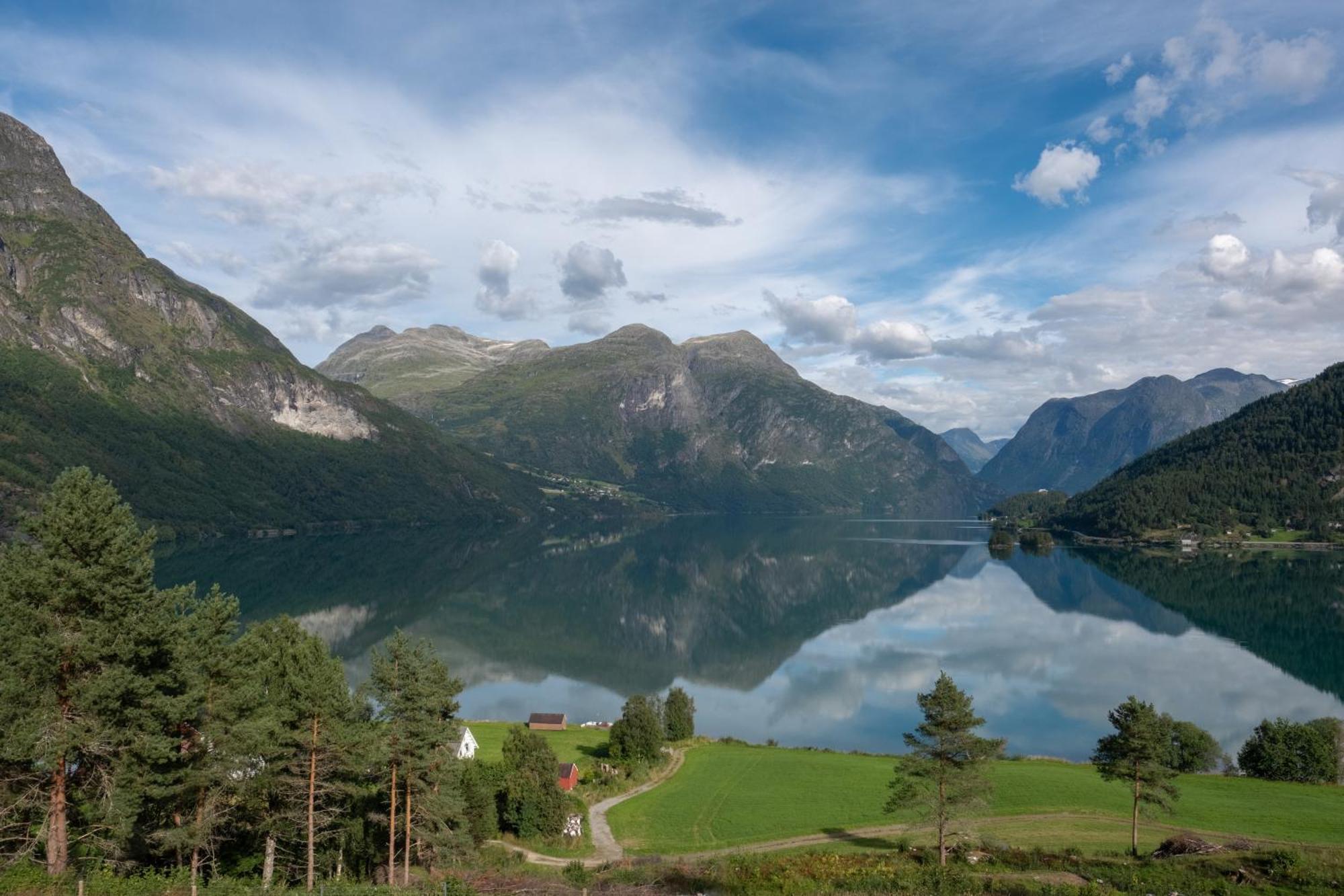 Furetoppen Panorama Villa Stryn Exterior photo